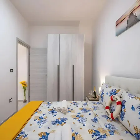 Apartment Azure Retreat In *