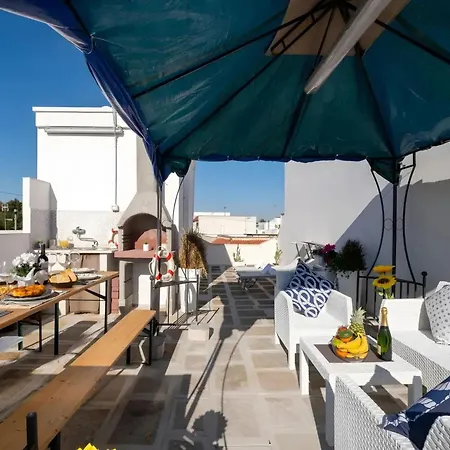 Apartment Azure Retreat In *